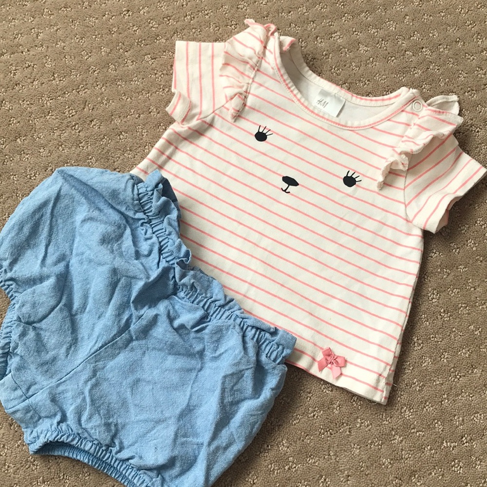 H&M Baby Girl Shirt w/ Snaps & Bloomers 2pc Outfit